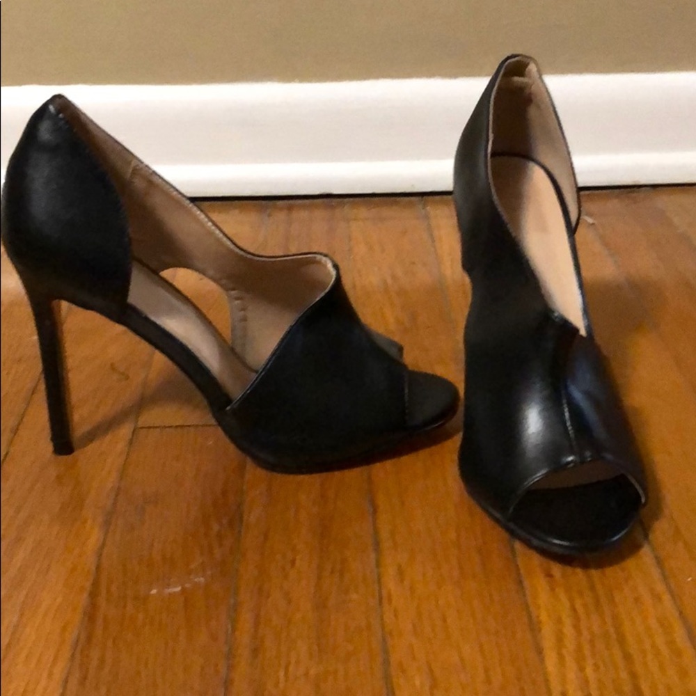 Black heels